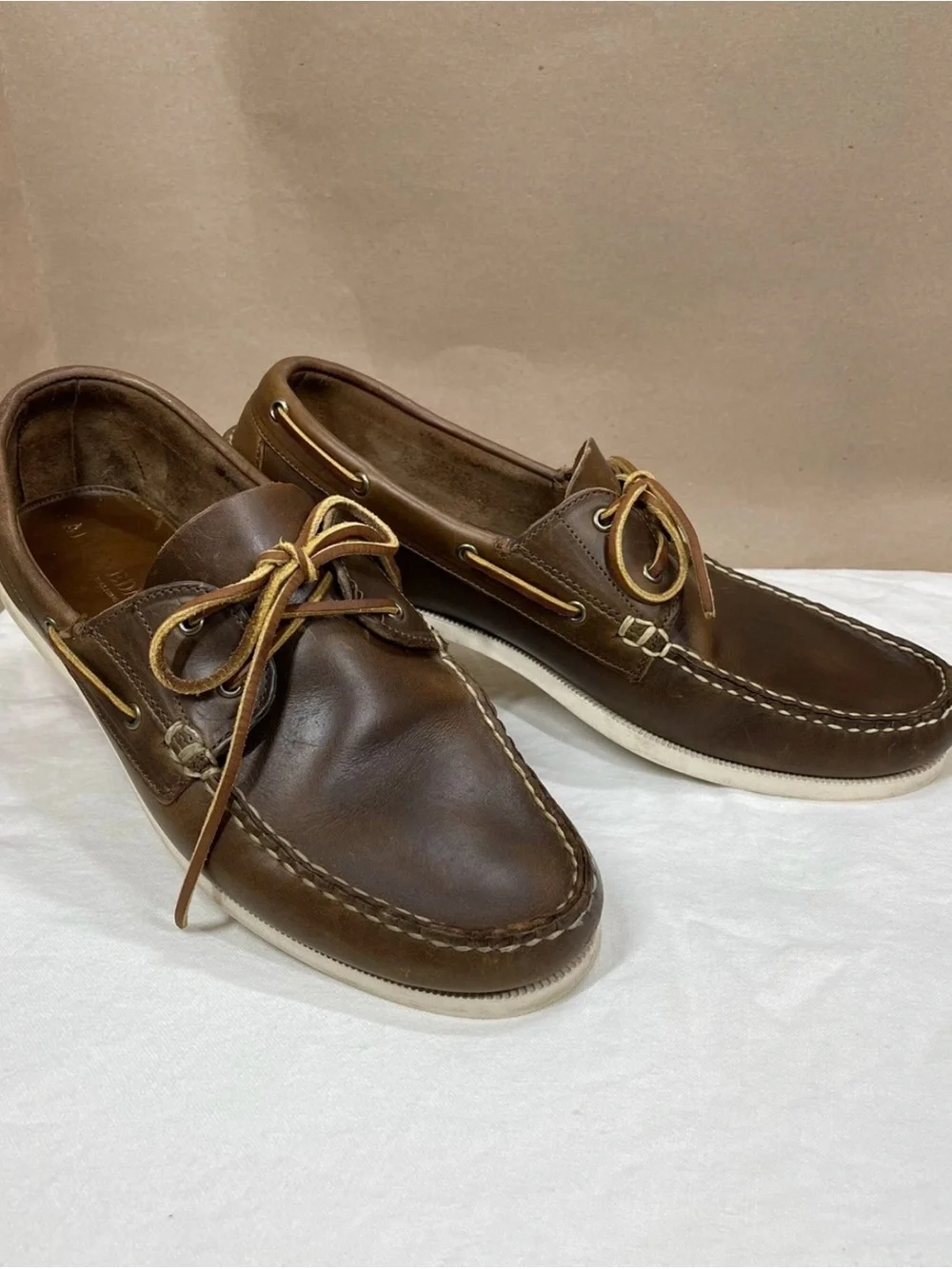 Allen Edmonds Chestnut Brown Leather Boat Deck Shoes